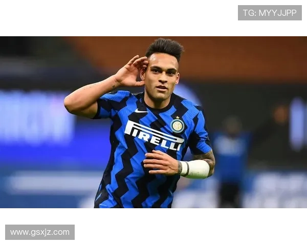 官方拉齐奥450万签波兰中场